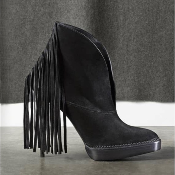 Burberry Nadie Runway Booties - Picture 1 of 6
